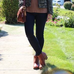 Zipcode boots size 7